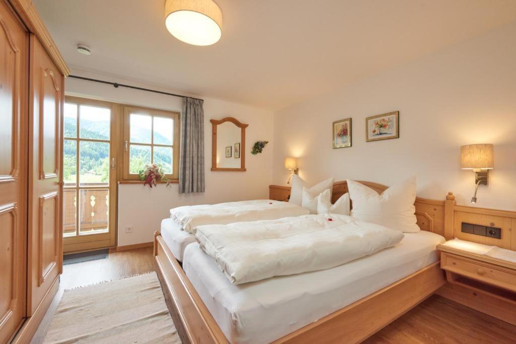 Ferienwohnung Haus Schmiederer Reit im Winkl Exterior foto