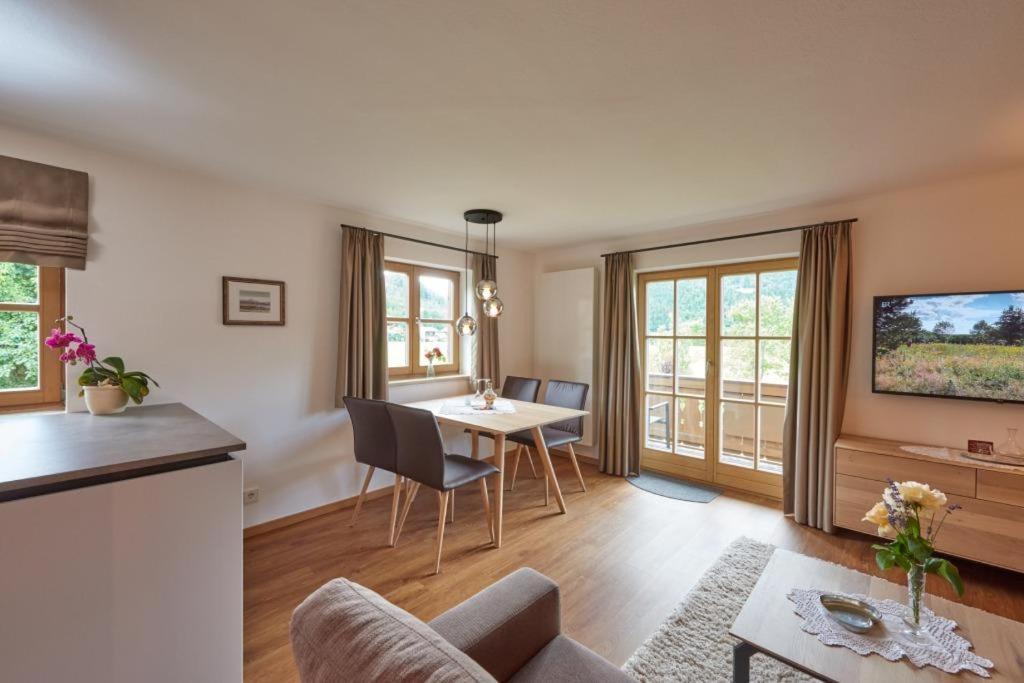 Ferienwohnung Haus Schmiederer Reit im Winkl Exterior foto