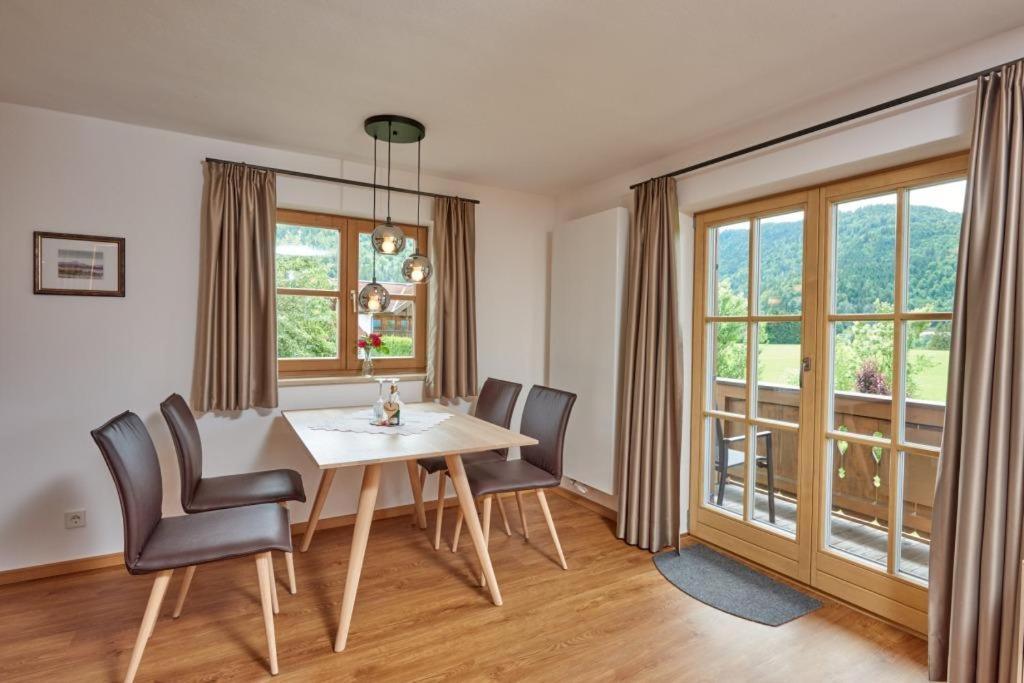 Ferienwohnung Haus Schmiederer Reit im Winkl Exterior foto