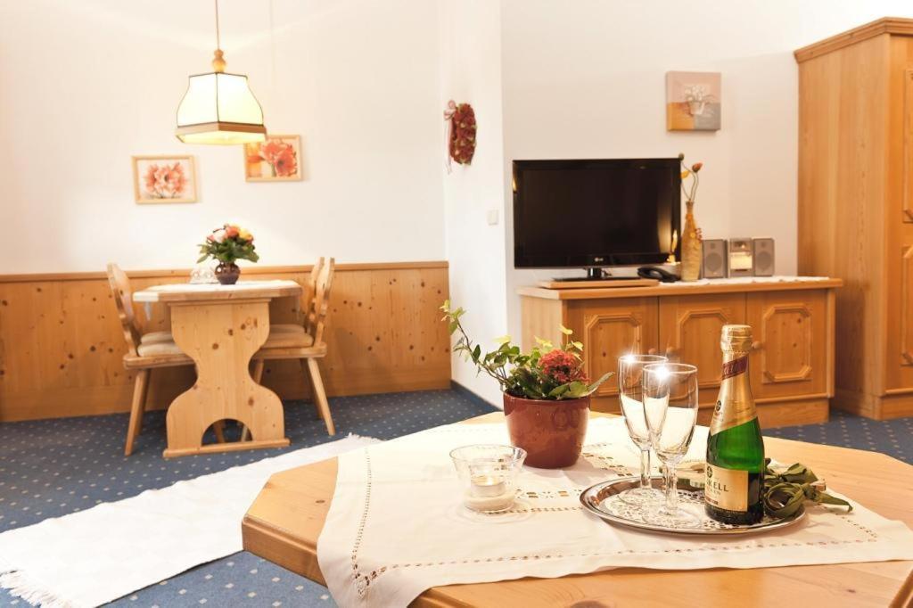 Ferienwohnung Haus Schmiederer Reit im Winkl Exterior foto
