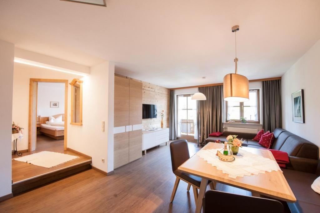 Ferienwohnung Haus Schmiederer Reit im Winkl Exterior foto